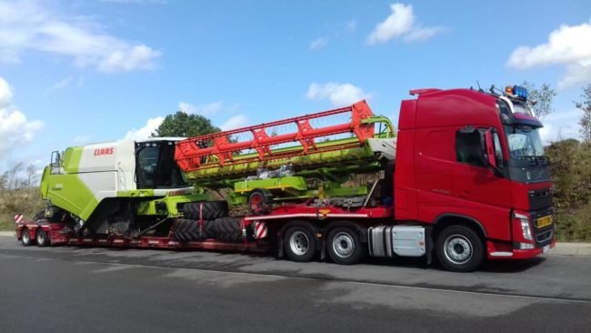 Transport urgent express de Moissonneuse-batteuse en France & Europe.