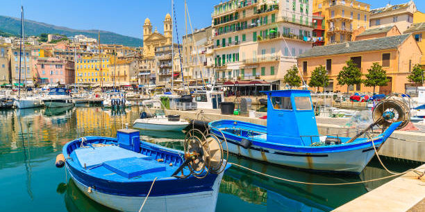 Transport express Bastia : Livraison rapide et sécurisée en Corse